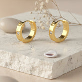 Élan Screw-Detail Gold Hoops