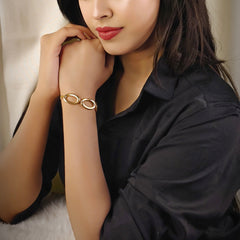 Aurelia Oval Link Bracelet